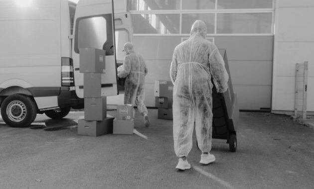 loading unloading work